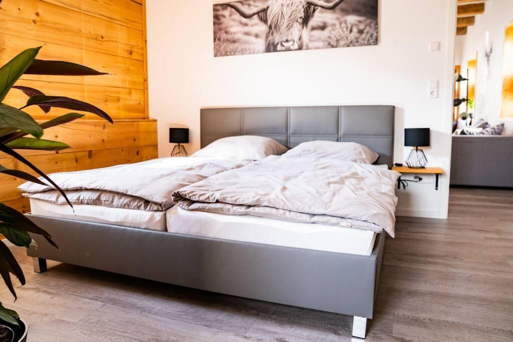 Neu Renoviertes Ferienhaus/Wohnunng Kleine Auszeit Sonnenbühl Buitenkant foto