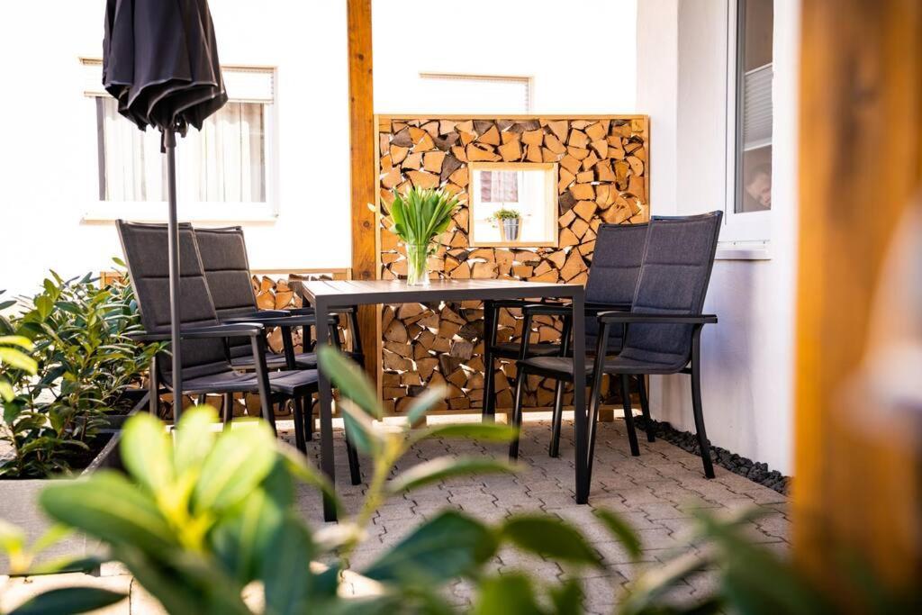 Neu Renoviertes Ferienhaus/Wohnunng Kleine Auszeit Sonnenbühl Buitenkant foto