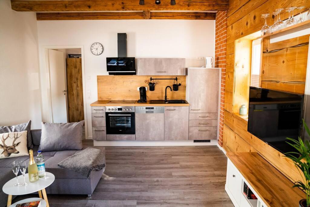 Neu Renoviertes Ferienhaus/Wohnunng Kleine Auszeit Sonnenbühl Buitenkant foto