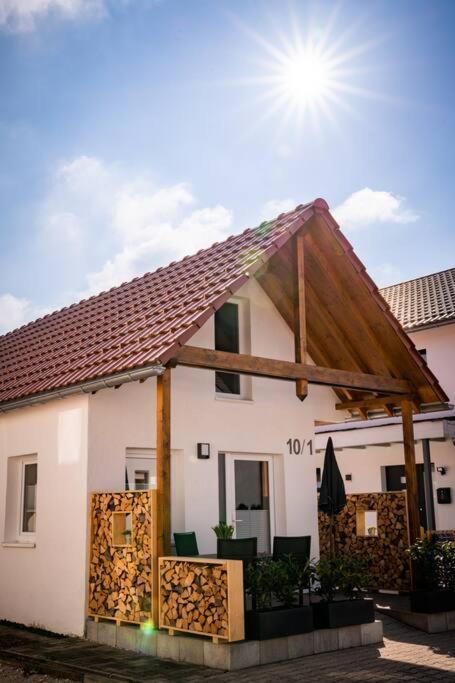 Neu Renoviertes Ferienhaus/Wohnunng Kleine Auszeit Sonnenbühl Buitenkant foto